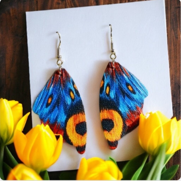 Butterfly Earrings - Picture 6 of 9